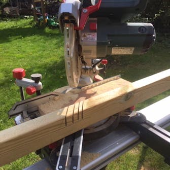 Sahaa ennen kuin veistät Sahaa ennen kuin veistät